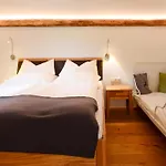 Schoerghof أبتيناو