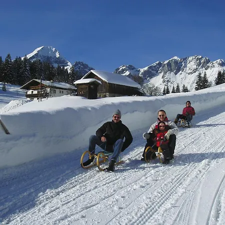 Schoerghof ファームステイ アプテナウ